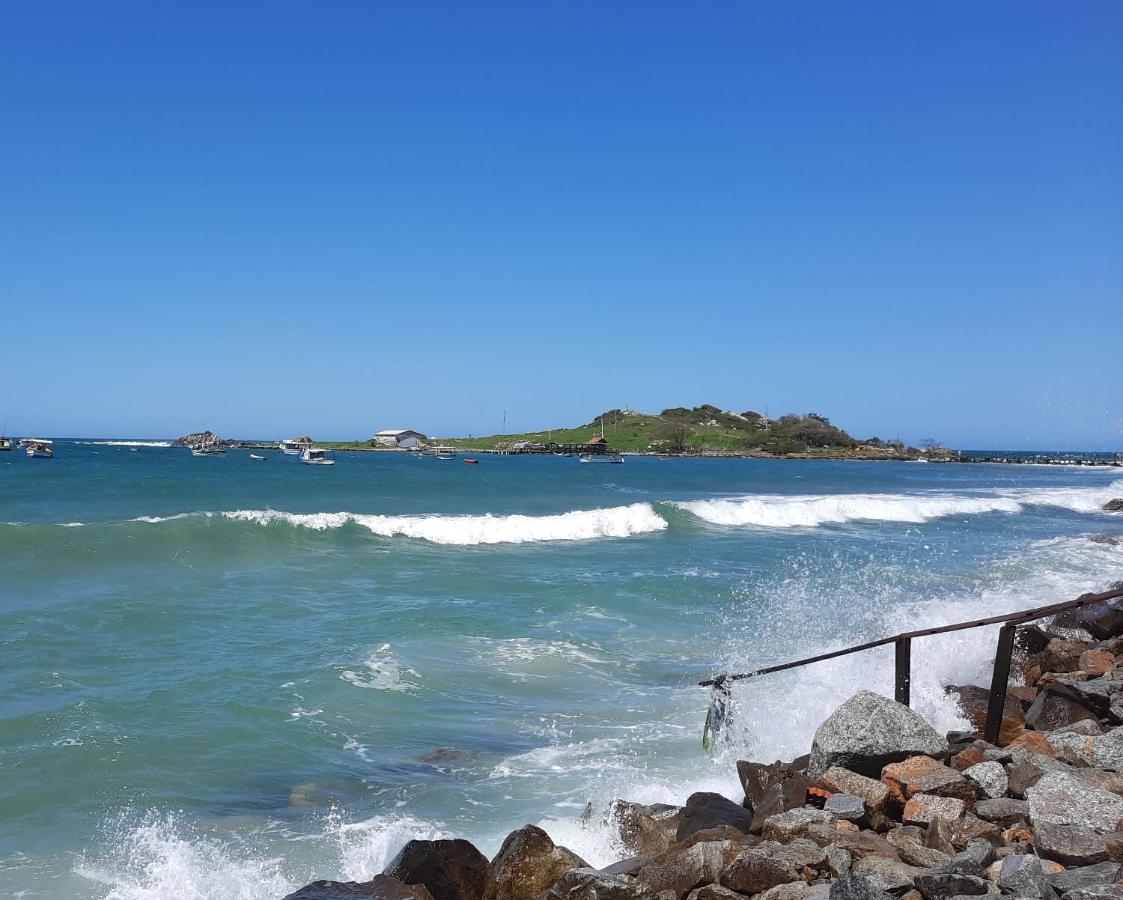 Chale Praia Da Armacao Florianopolis Exterior photo